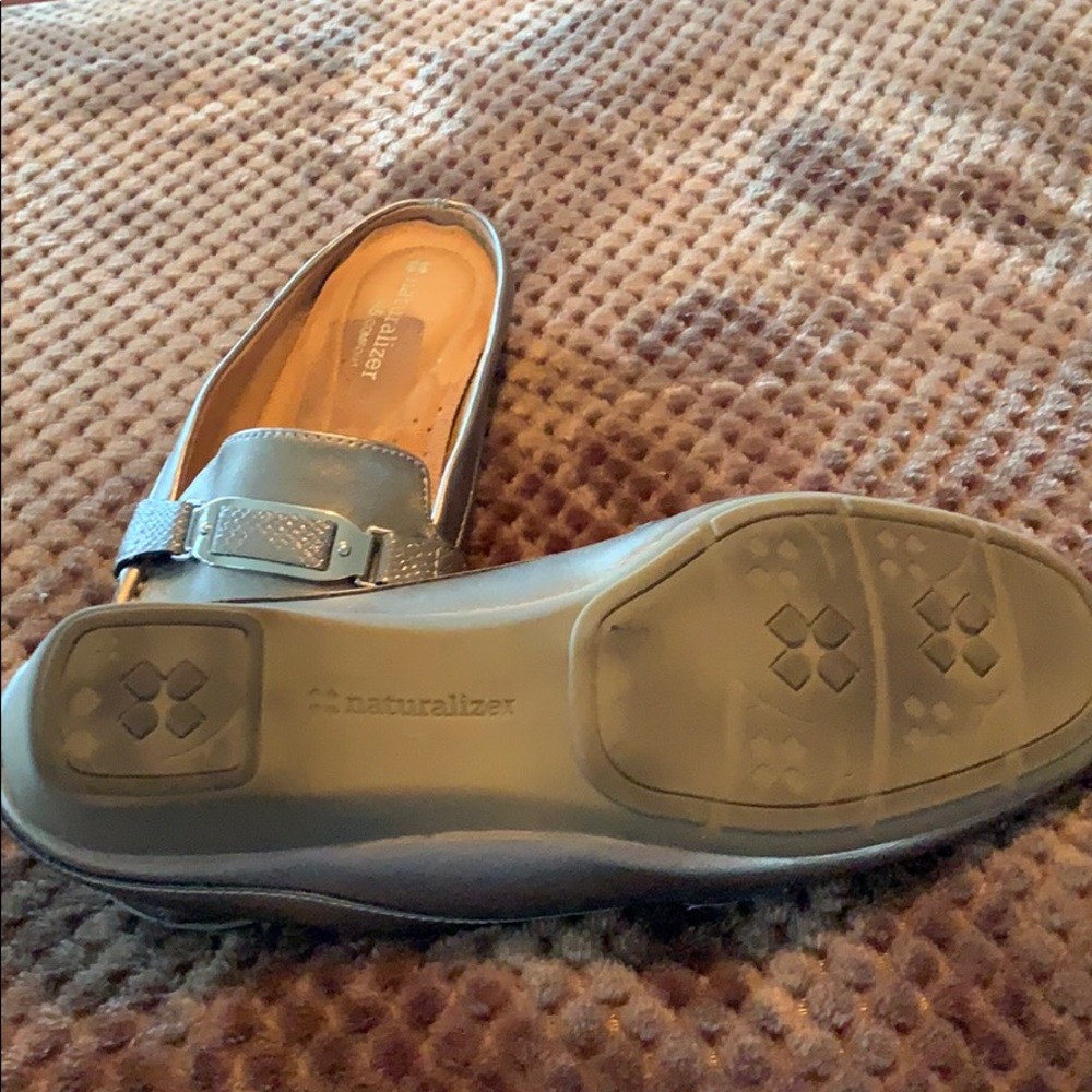 Naturalizer backless slip on